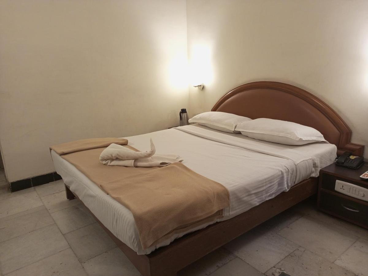 Senthil Residency Hotel Dindigul Kültér fotó