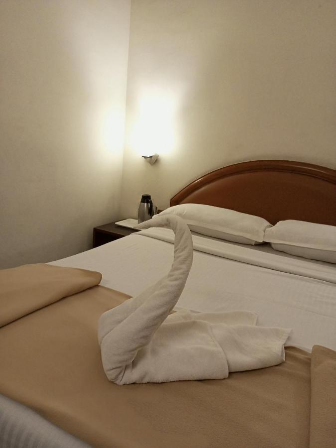 Senthil Residency Hotel Dindigul Kültér fotó